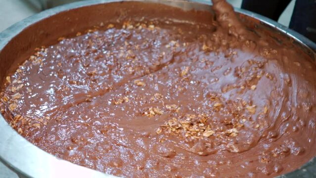 Making of Traditional Turkish halva at factory
