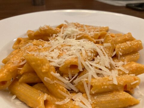 Pasta with shredded cheese