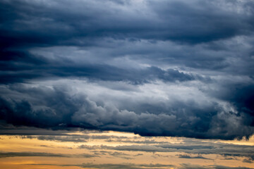 雲・曇り・夕