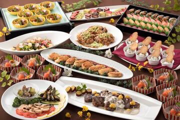 宴会料理・ビュッフェ・バイキング・パーティー・大皿・卓盛り料理