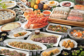宴会料理・ビュッフェ・バイキング・パーティー・大皿・卓盛り料理
