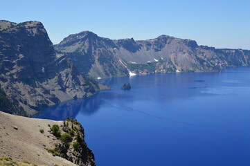Fototapeta na wymiar Panorama Mountain Landscape in Crater Lake National Park, Oregon