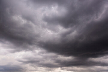 Obraz premium Dark clouds all over the sky before a heavy rain storm