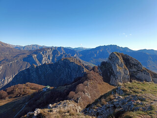 Fototapeta na wymiar beautiful view of the Corni di Canzo and the surrounding mountains
