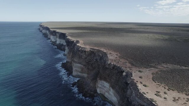 The Bunda Cliffs next to the ocean in Great Australian Bight, Australia
