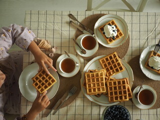 breakfast with waffles