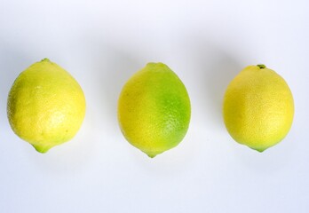 3個のレモン