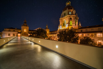 Obraz premium Pasadena, CA, USA - November 6, 2022: Pasadena City Hall at Los Angeles County, California