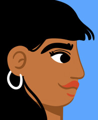 Rostro de mujer latina mirando de perfil