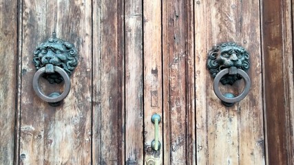 Italian doorknob