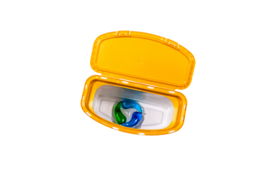 Fast leere Verpackung von Wäschenpods PNG isoliert 