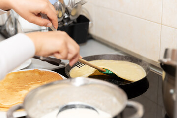 The process of cooking pancakes at home