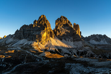 Fototapeta na wymiar Tre Cime de Laveredo, Dolomity, Włochy, Italy, Tyrol, Alpy, góry