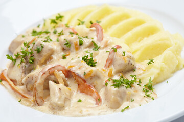 mashed potato with meat and sauce