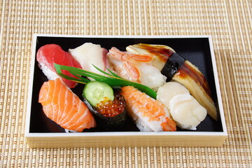 握り寿司盛合せ