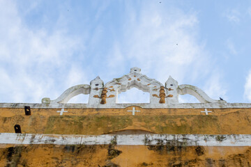 Camino al Monasterio de Izamal, Merida, Yucatan, Mexico - obrazy, fototapety, plakaty