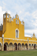 Camino al Monasterio de Izamal, Merida, Yucatan, Mexico
