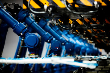 Automatic installation of blue robotic arm is working