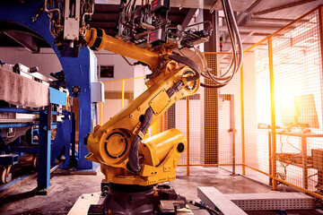 Automatic operating factory robotic arm
