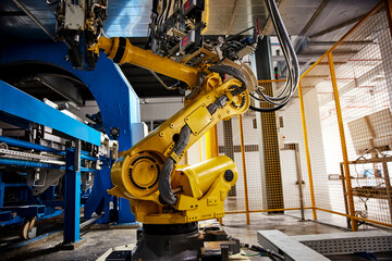 Automatic operating factory robotic arm