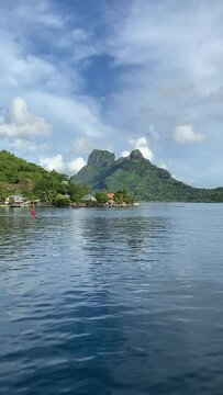 Lagon de Bora Bora en Polyn&eacute;sie fran&ccedil;aise