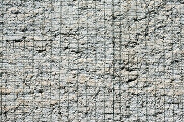 Malla sobre una pared blanca