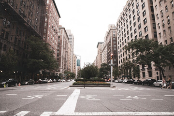 Fototapeta premium Empty New York City Street 5th Ave Cloudy Day, Manhattan 