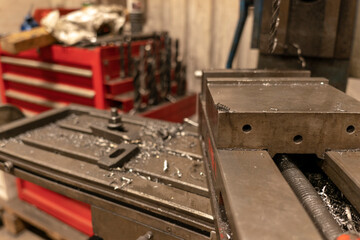 Unmounted drilling machine