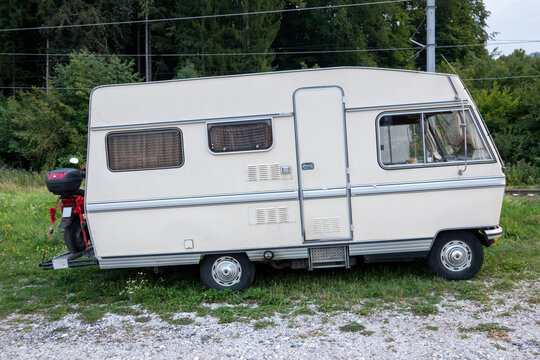 Wohnmobil . Hymermobil . Caravan . Camper