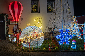 Weihnachtshaus in Ottmannshausen erstrahlt im vollem Lichte