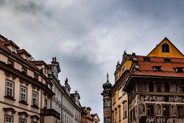 Fototapeta na wymiar Façades de maisons anciennes à Prague, en république tchèque