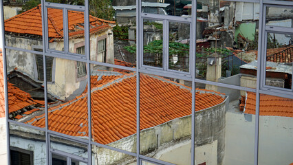 Architecture in a mirror