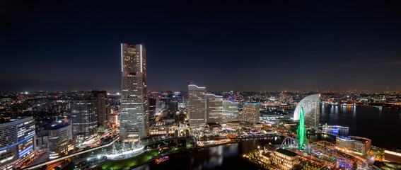 Naklejka premium Yokohama Minato Mirai area city view at magic hour