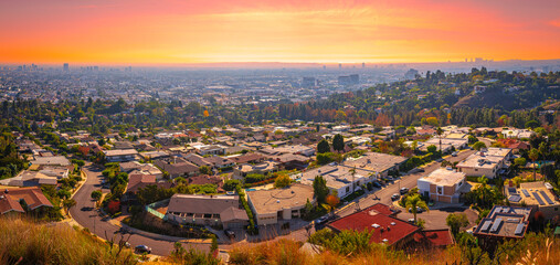 Fototapeta premium Los Angeles city skyline landscape at sunset from Griffith Observatory, California, USA