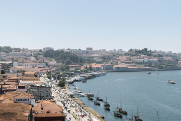 Fototapeta na wymiar Porto, Ponte D. Luis e paisagem