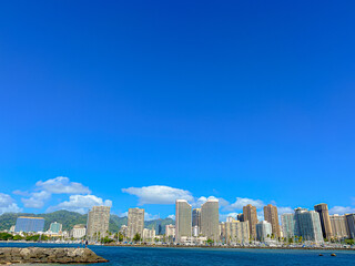 [Hawaii] Cityscape in beautiful blue sky