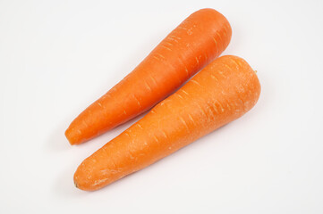 二本のニンジン