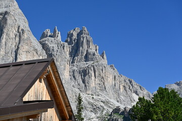mountain hut in the dolomites