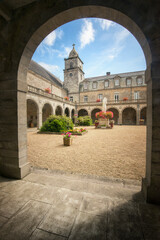 Fototapeta na wymiar abbaye Notre Dame et cloitre de Langonnet en Bretagne dans le département du Morbihan, vue verticale