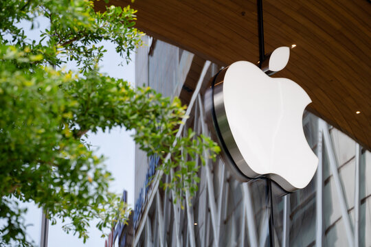 BANGKOK, THAILAND - AUG 11, 2022: Apple logo close up at Apple Store Central World Bangkok.