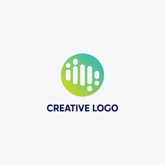 CREATIVE LOGO M