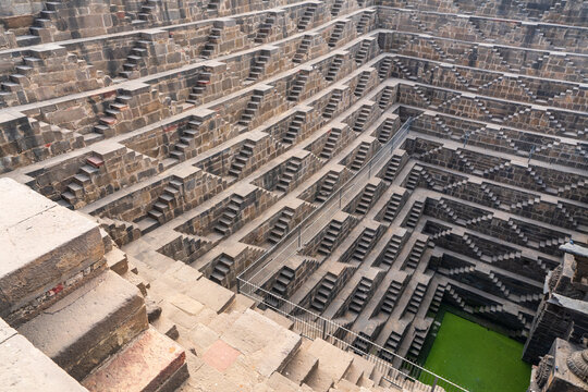 階段井戸チャンドバオリ