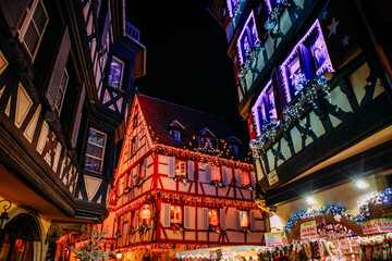 COLMAR, FRANCE - December 2016 - French Alsace Christmas market - obrazy, fototapety, plakaty