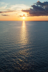 Obraz premium Gulf of Riga Sunset Light Reflection