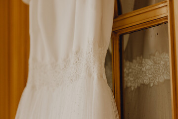 Fototapeta na wymiar Détail de la robe de mariée