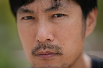 Obraz premium 男性の顔のアップ