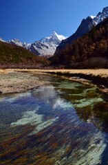 Fototapeta na wymiar 絶景の四川省 亜丁自然保護区