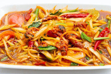 Spicy papaya salad with pickled shells