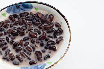 Black bean in sweet coconut milk with sticky rice