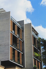 EN LAS ALTURAS, ENCONTRAR EL EFECTO AZULADO